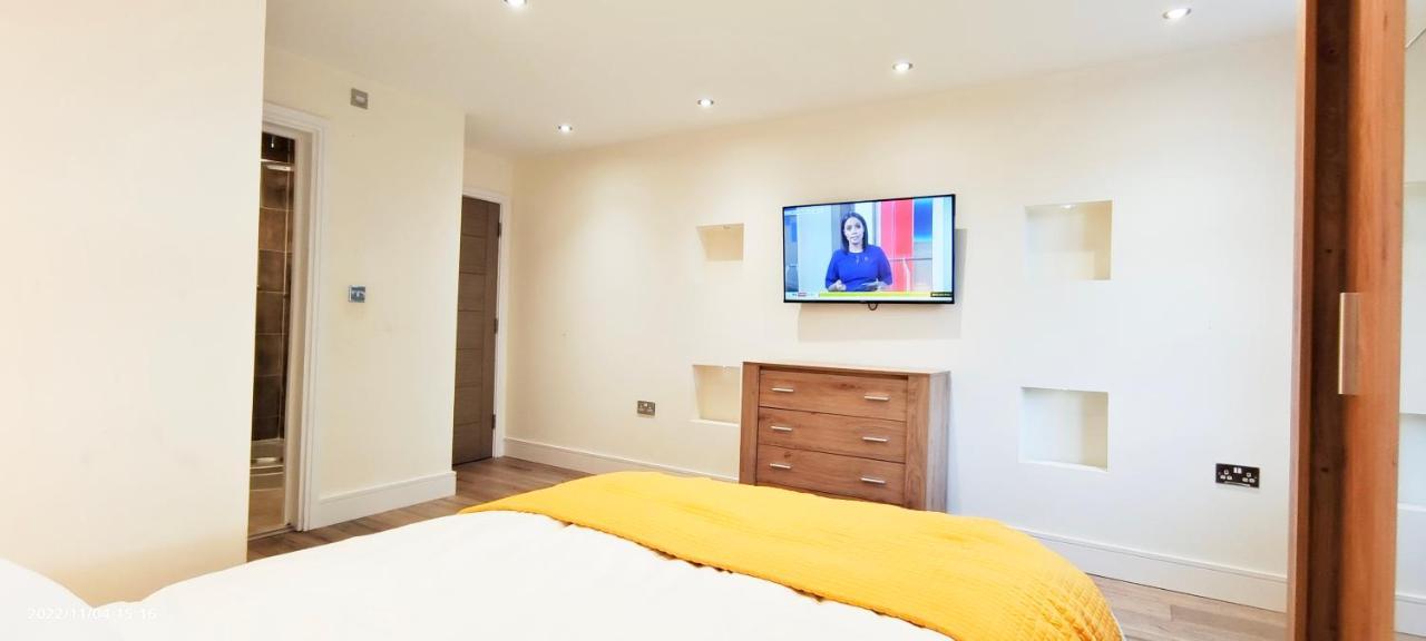 First Floor Flat 1 Northwood Apartment London Ngoại thất bức ảnh